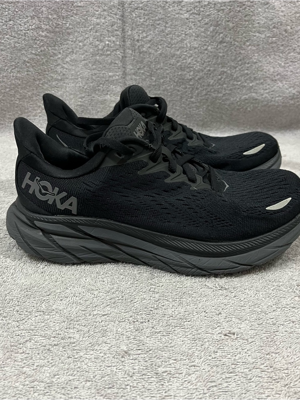 Hoka One One Clifton 8 Womens Size 5 (D) Black Running Shoes 1121375-BBLC